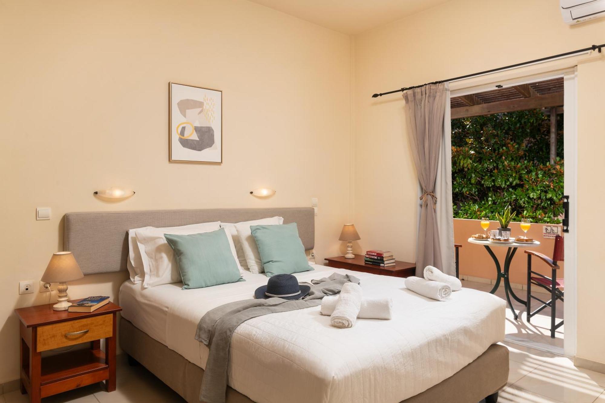 Evdokia Αpartments & Dimitra Village Agia Marina Exterior foto