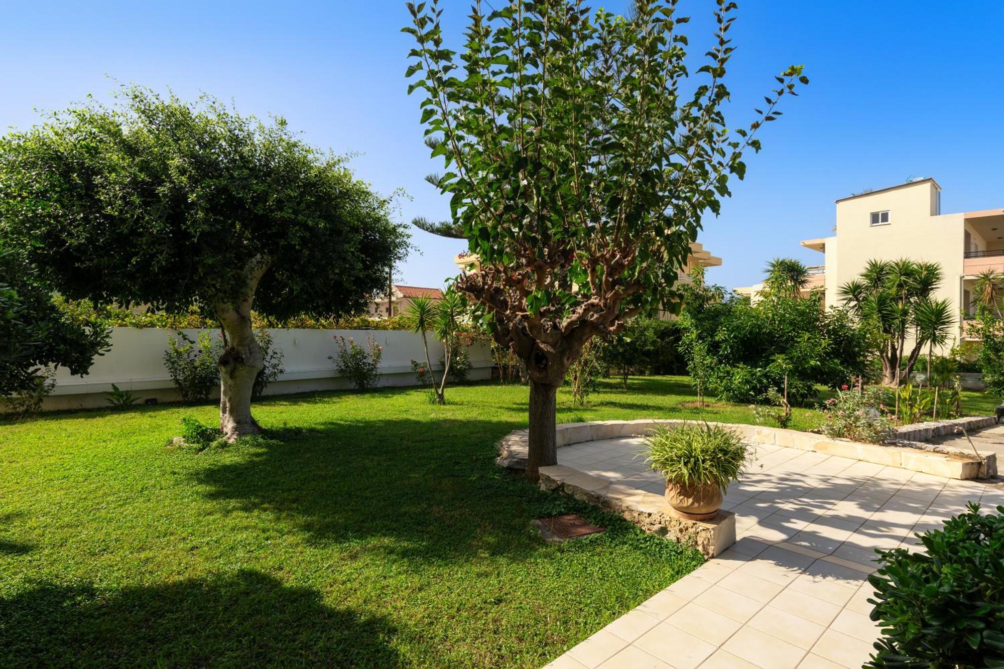 Evdokia Αpartments & Dimitra Village Agia Marina Exterior foto